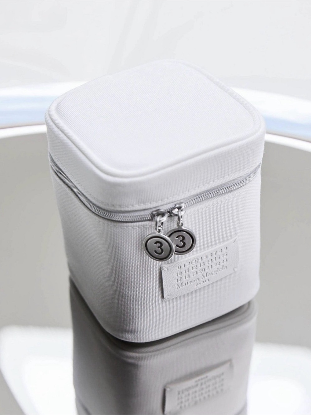 🤍Maison Margiela White Vanity / Cosmetic Case
